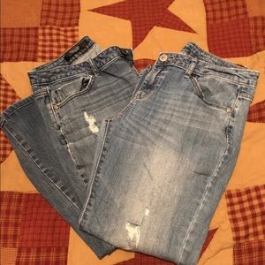 2 pair Vera Wang Capri